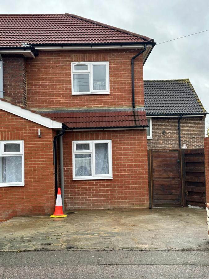 Keedonwood Road Bromley, Rooms With Free Wifi 외부 사진