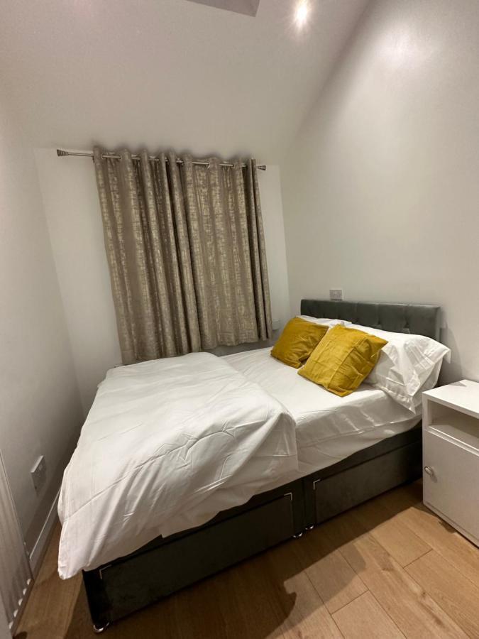 Keedonwood Road Bromley, Rooms With Free Wifi 외부 사진