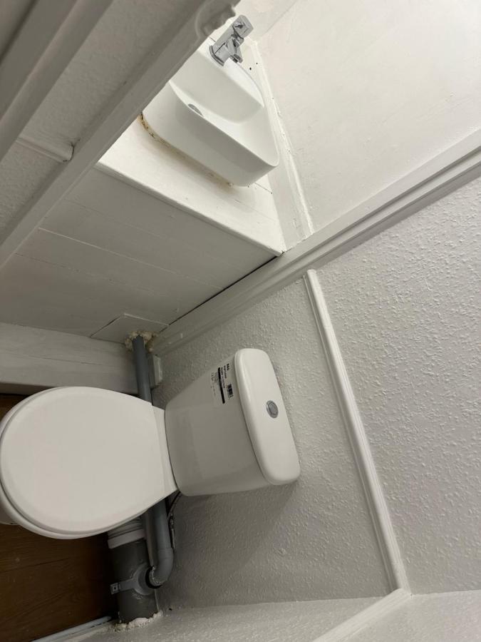 Keedonwood Road Bromley, Rooms With Free Wifi 외부 사진